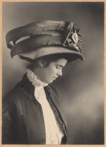 victorian-lady-with-a-big-fancy-feathered-hat