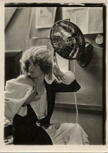 vintage-charles-sheldon-flapper-using-early-hair-dryer-photo