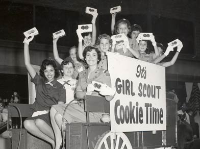 girl-scouts-cookies-vintage-photos